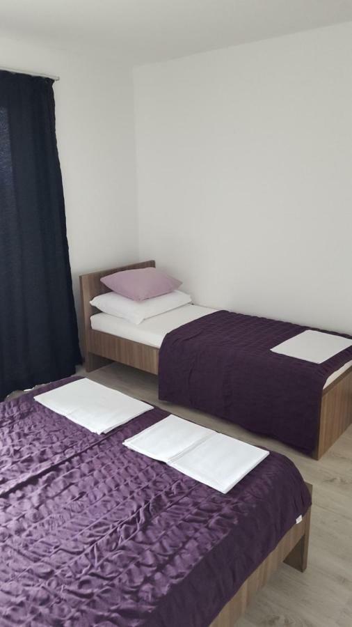 Apartmani Mihaljevic Подгора Экстерьер фото